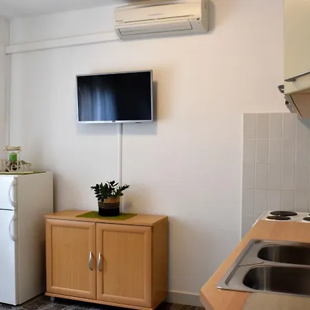 Frama - 3 Apartment